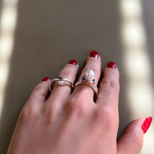シルバーのパールring着用写真