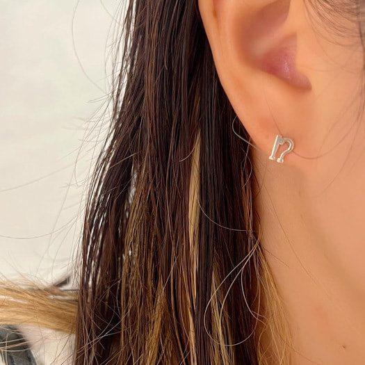 ビックリマークのpierce