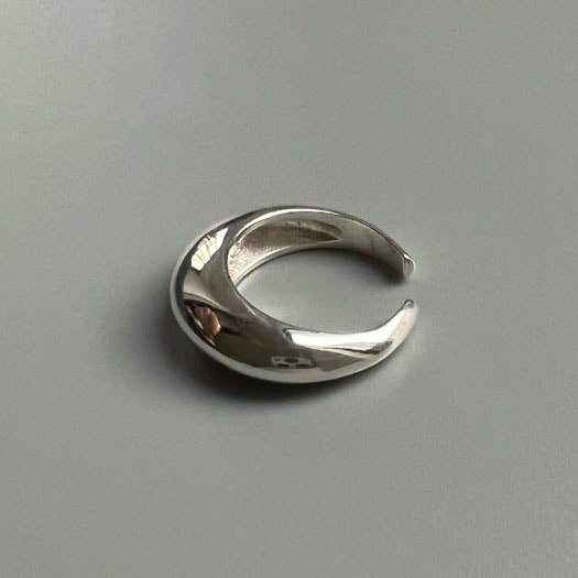crescent cuff 拡大画像