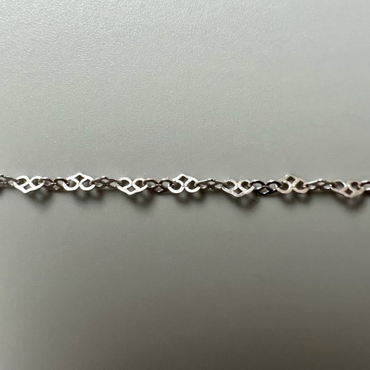 ハートのモチーフのnecklace